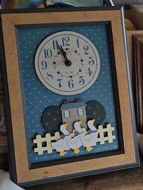 Elgin Blue Farmhouse Duck Wall Clock Décor